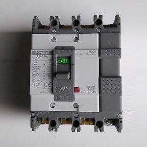 Cầu dao điện MCCB (APTOMAT) loại khối 4 Pha